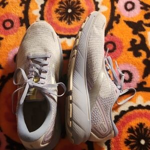 Women's Athletic Shoes in Light Purple by Brooks